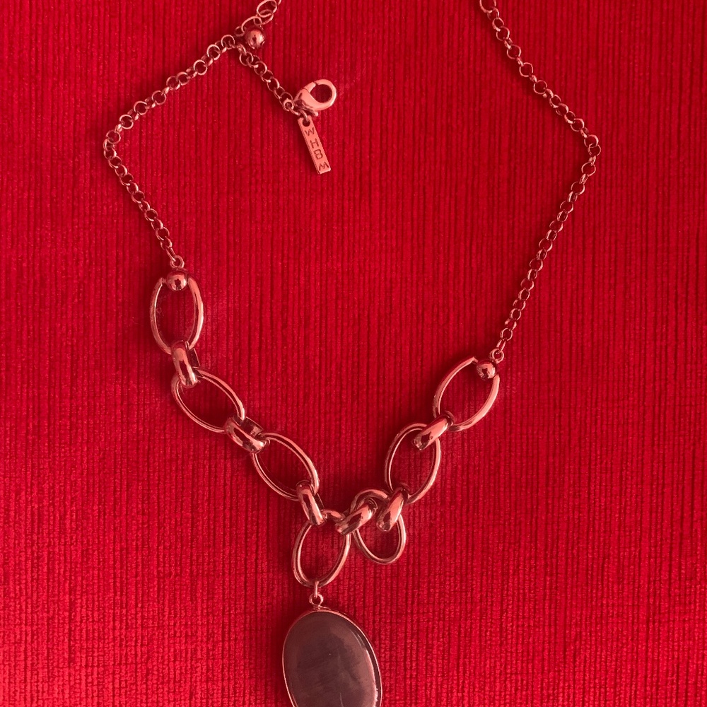 White House Black market necklace